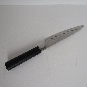 pierced blade utility knife